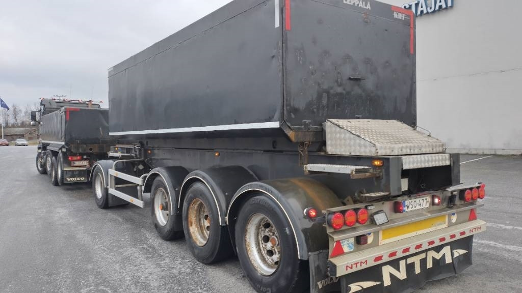 Volvo FH16 8x2 kasetti +4 aks kärry, KHT automaatti - Camión volquete: foto 3 Volvo FH16 8x2 kasetti +4 aks kärry, KHT automaatti - Camión volquete: foto 3