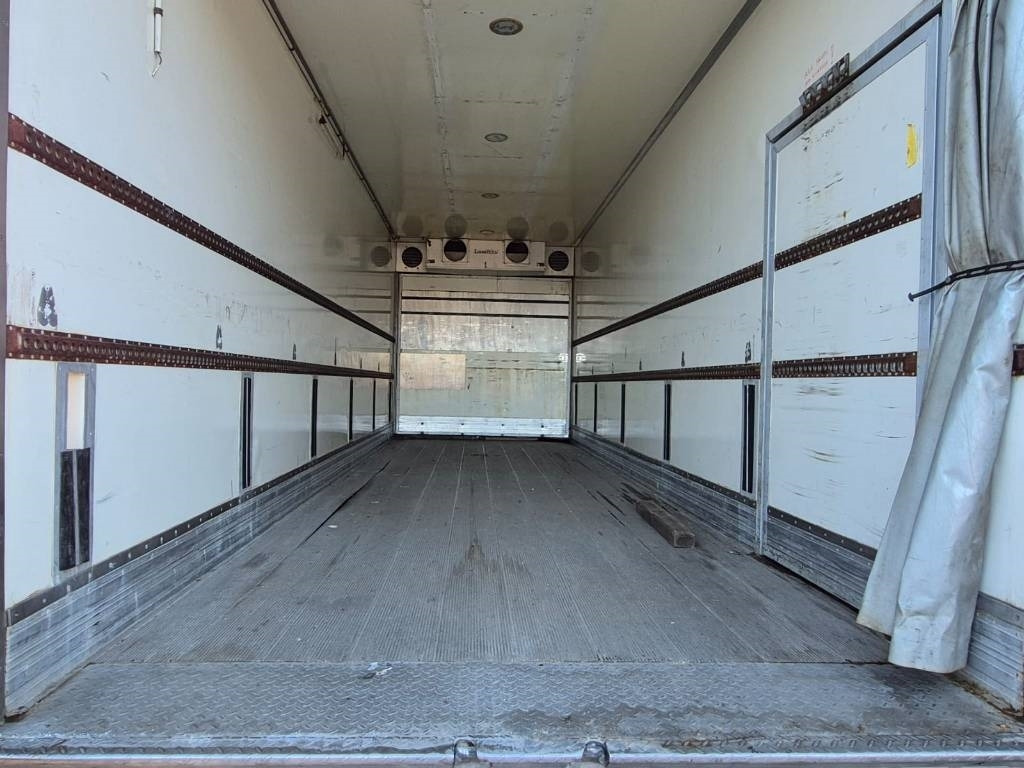 Volvo FM D11 450 6x2 umpikori+pl-nostin  - Camión caja cerrada: foto 5 Volvo FM D11 450 6x2 umpikori+pl-nostin  - Camión caja cerrada: foto 5