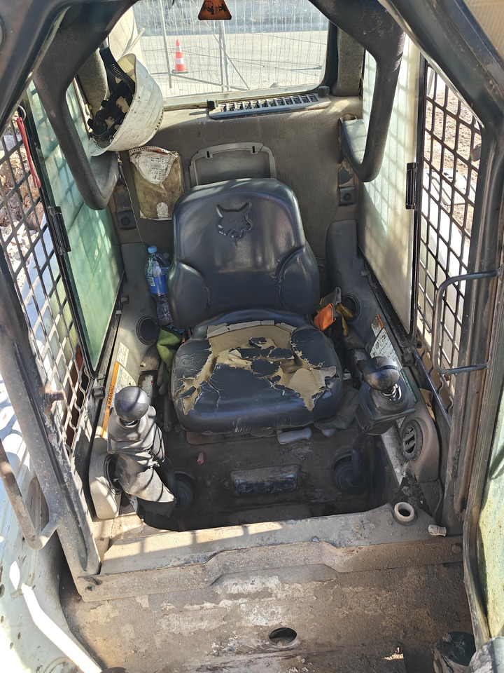 BOBCAT S220 - Minicargadora: foto 5 BOBCAT S220 - Minicargadora: foto 5