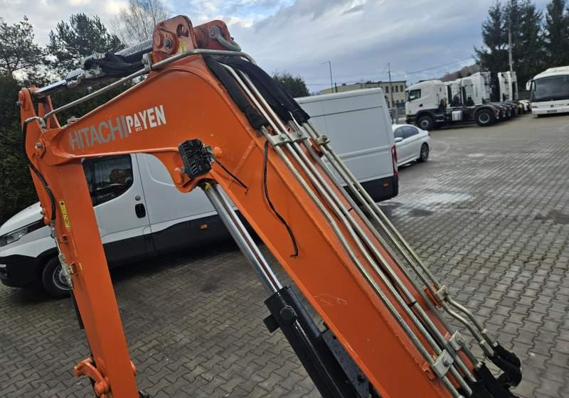 Excavadora de cadenas Hitachi ZX48U-5A CLR / 3 ŁYŻKI / SPROWADZONA / 2 300 MTH: foto 8 Excavadora de cadenas Hitachi ZX48U-5A CLR / 3 ŁYŻKI / SPROWADZONA / 2 300 MTH: foto 8