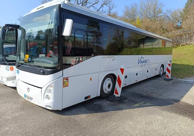 Irisbus EVADYS H / SPROWADZONY/ MANUAL / 272 000 KM - Autobús suburbano: foto 1 Irisbus EVADYS H / SPROWADZONY/ MANUAL / 272 000 KM - Autobús suburbano: foto 1