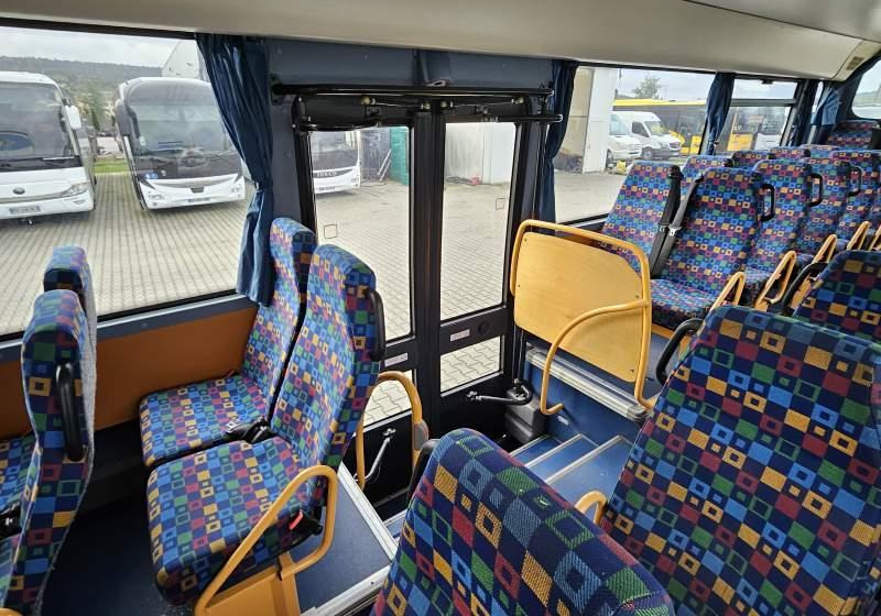 Autobús suburbano Irisbus RECREO / SPROWADZONE / MANUAL / WEBASTO: foto 22 Autobús suburbano Irisbus RECREO / SPROWADZONE / MANUAL / WEBASTO: foto 22