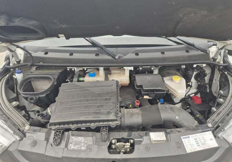 Minibús, Furgoneta de pasajeros Iveco A60C15 DAILY / SPROWADZONE / EURO 6 / 39 000 KM: foto 16