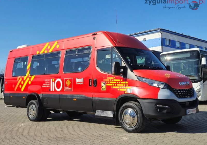 Iveco DAILY 65C18/SPROWADZONE/23 MIEJSCA/KLIM/WINDA - Minibús, Furgoneta de pasajeros: foto 1 Iveco DAILY 65C18/SPROWADZONE/23 MIEJSCA/KLIM/WINDA - Minibús, Furgoneta de pasajeros: foto 1