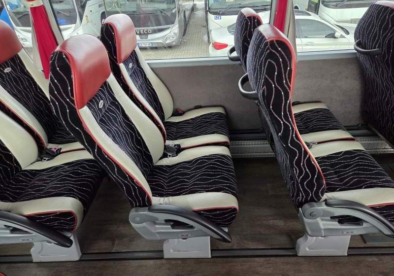 Autocar VanHool EX16 / SPROWADZONY Z FR / 65 MIEJSC / 146 000 KM: foto 48 Autocar VanHool EX16 / SPROWADZONY Z FR / 65 MIEJSC / 146 000 KM: foto 48