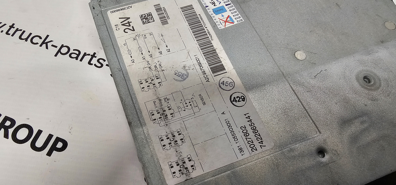 DAF DAF XF, 106XF EURO6 emission, MX13, MX11 tachograph 1381 type 2027602, 7422665441, 1898016, 1938623, 2136958 - Tacógrafo: foto 2 DAF DAF XF, 106XF EURO6 emission, MX13, MX11 tachograph 1381 type 2027602, 7422665441, 1898016, 1938623, 2136958 - Tacógrafo: foto 2