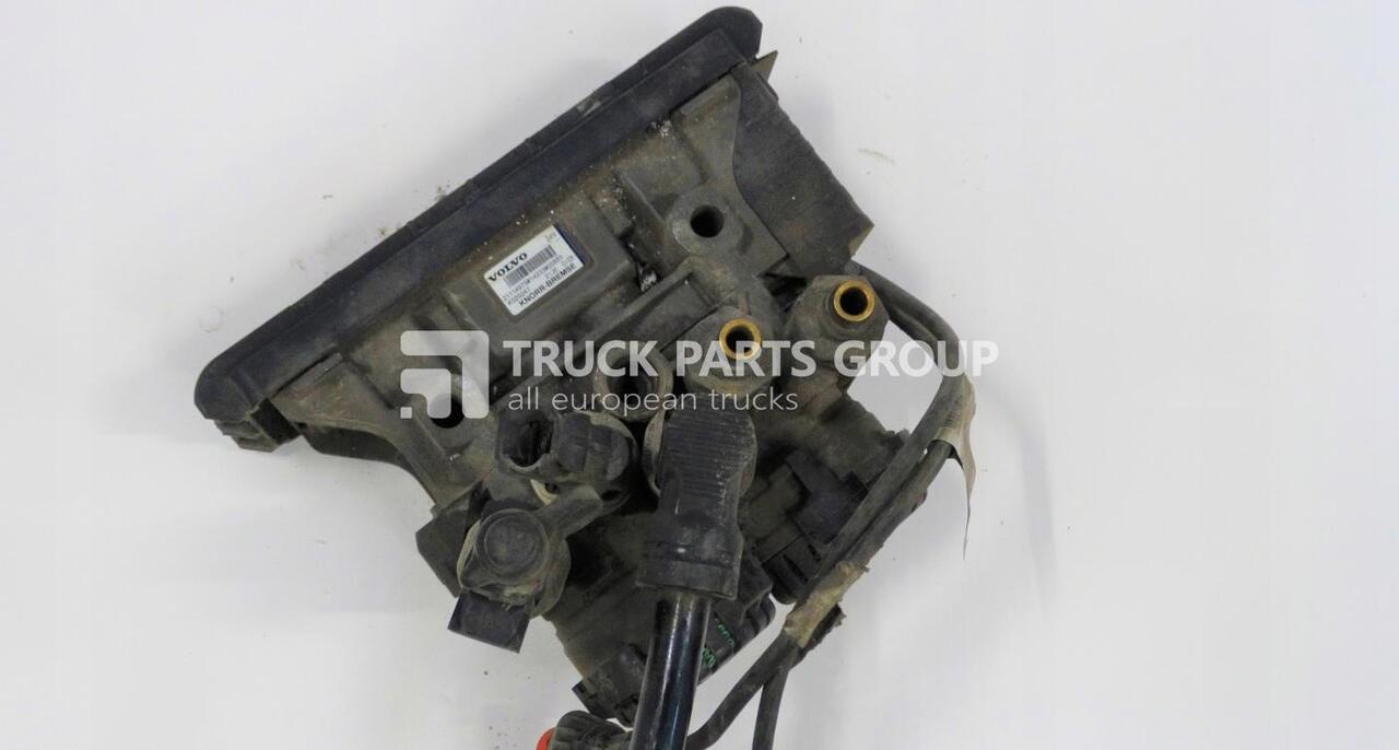 VOLVO FH4 EURO6, EURO 6 emission rear axle brake modulator valve, air system pneumatic modulator, 2114975, 22225552, K029247, DC46 2D262, JC46 2D262, K093191N07, K093192N07, K102266N06, K102879N00, K1 - Válvula de freno para Camión: foto 1 VOLVO FH4 EURO6, EURO 6 emission rear axle brake modulator valve, air system pneumatic modulator, 2114975, 22225552, K029247, DC46 2D262, JC46 2D262, K093191N07, K093192N07, K102266N06, K102879N00, K1 - Válvula de freno para Camión: foto 1
