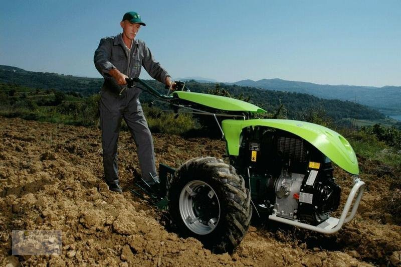 Vemac Einachser Traktor 12PS Diesel Special Green Einachstraktor NEU - Motoazada: foto 5 Vemac Einachser Traktor 12PS Diesel Special Green Einachstraktor NEU - Motoazada: foto 5