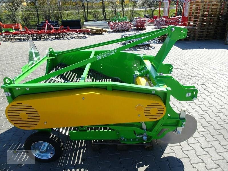 Vemac Kartoffelroder Bomet UPUS Z656 2reihig Siebkettenroder Roder NEU - Arrancadora de patatas: foto 4 Vemac Kartoffelroder Bomet UPUS Z656 2reihig Siebkettenroder Roder NEU - Arrancadora de patatas: foto 4