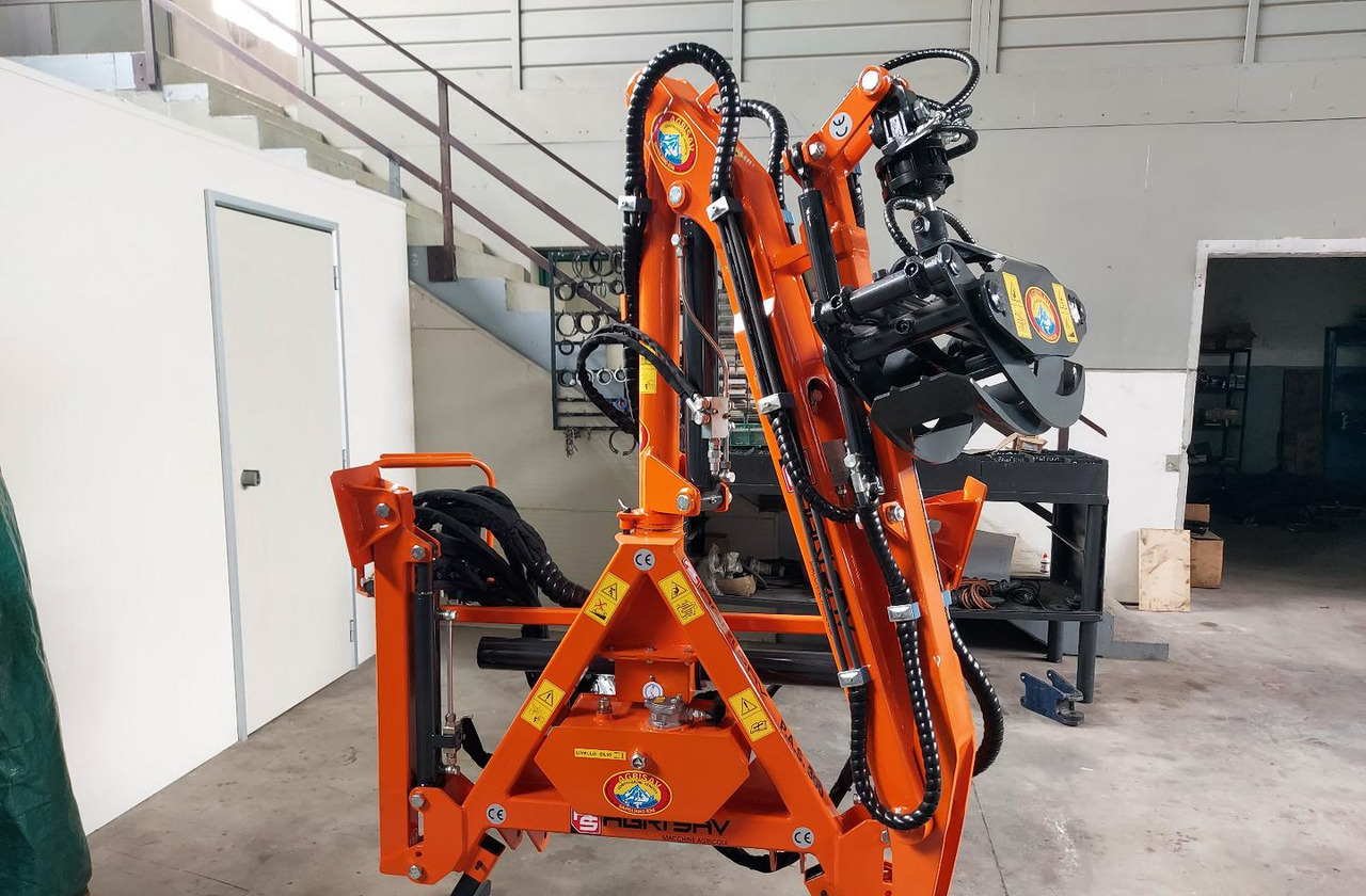 Gru - caricatore forestale PAS300 - Grúa para camión para Maquinaria forestal: foto 1 Gru - caricatore forestale PAS300 - Grúa para camión para Maquinaria forestal: foto 1