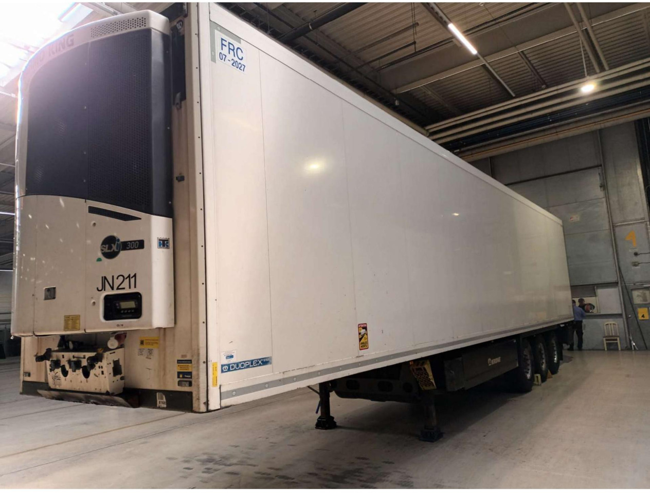 2018 Krone Double Deck Cool Liner FP 60 ThermoKing SLXi 300 Lifting Axle - Semirremolque frigorífico: foto 4 2018 Krone Double Deck Cool Liner FP 60 ThermoKing SLXi 300 Lifting Axle - Semirremolque frigorífico: foto 4