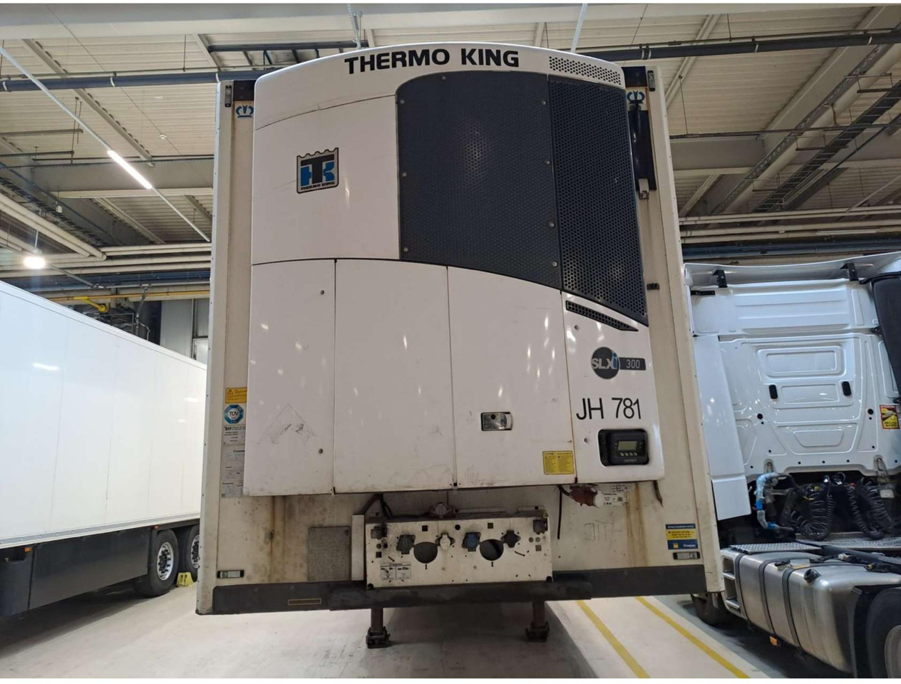 2018 Krone SDR Double Deck Cool Liner FP45 ThermoKing SLXi 300 Lifting Axle - Semirremolque frigorífico: foto 1 2018 Krone SDR Double Deck Cool Liner FP45 ThermoKing SLXi 300 Lifting Axle - Semirremolque frigorífico: foto 1