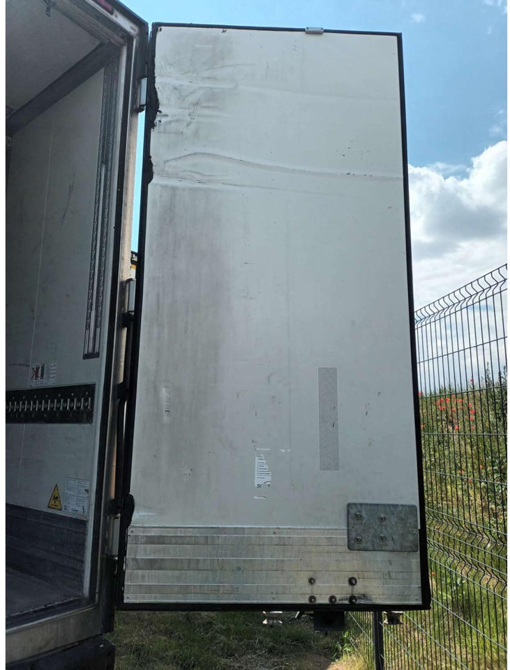 2018 Krone SDR Double Deck Cool Liner FP60 ThermoKing SLXi 300 Lifting Axle - Semirremolque frigorífico: foto 2 2018 Krone SDR Double Deck Cool Liner FP60 ThermoKing SLXi 300 Lifting Axle - Semirremolque frigorífico: foto 2