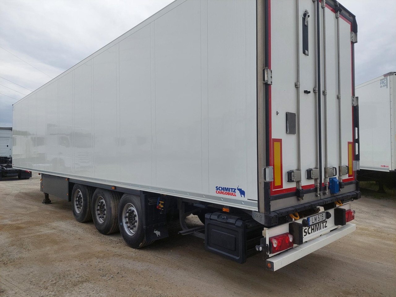 2018 Schmitz Cargobull SKO Double Deck FP 60 ThermoKing SLXi 300 Lifting Axle - Semirremolque frigorífico: foto 2 2018 Schmitz Cargobull SKO Double Deck FP 60 ThermoKing SLXi 300 Lifting Axle - Semirremolque frigorífico: foto 2