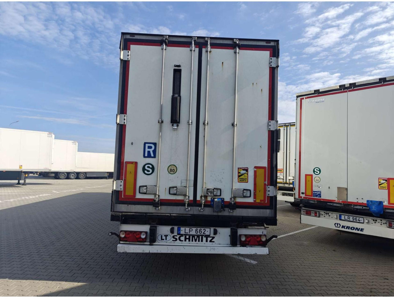 2018 Schmitz Cargobull SKO Double Deck FP 60 ThermoKing SLXi 300 Lifting Axle - Semirremolque frigorífico: foto 5 2018 Schmitz Cargobull SKO Double Deck FP 60 ThermoKing SLXi 300 Lifting Axle - Semirremolque frigorífico: foto 5