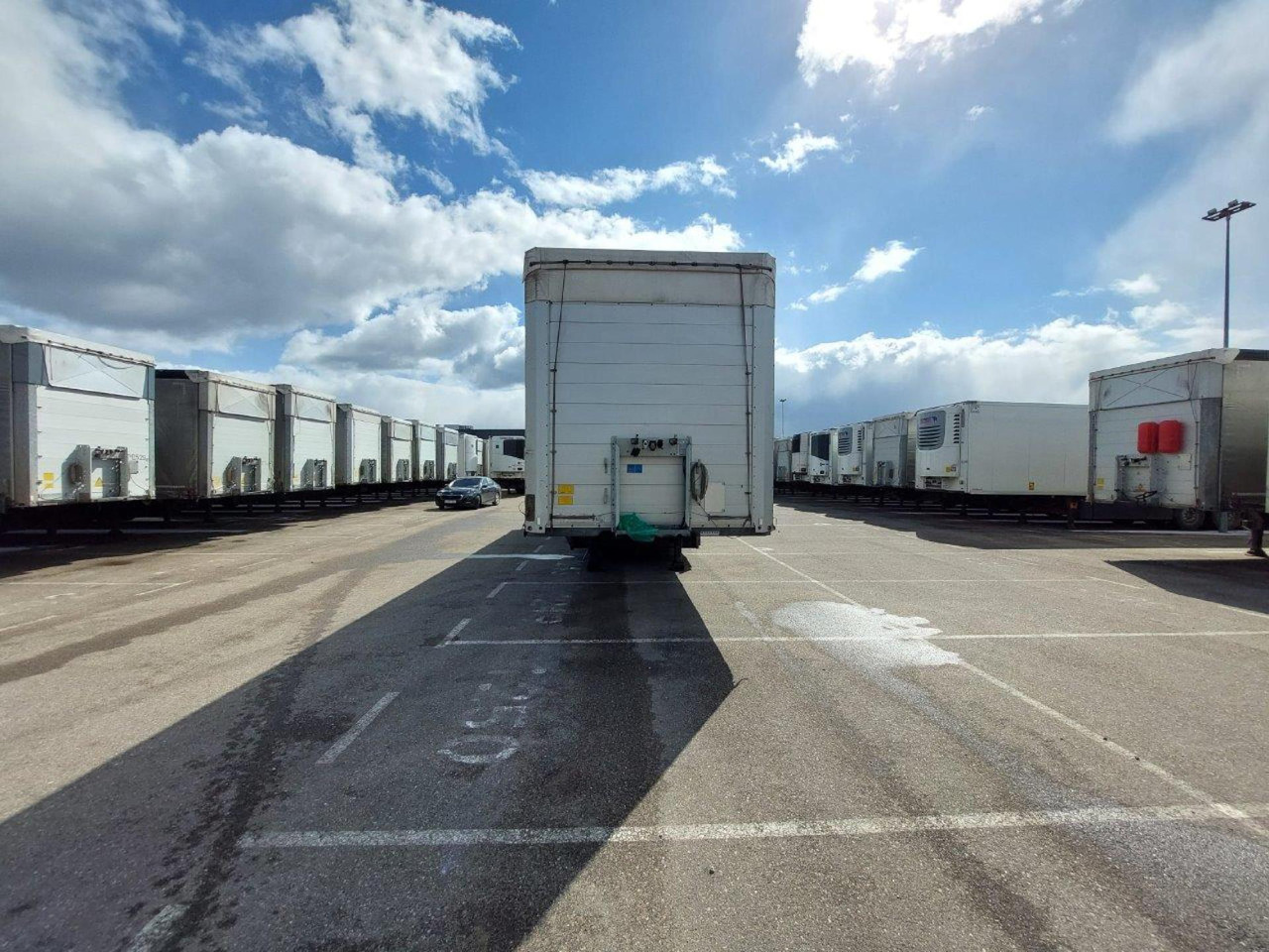 2019 Schmitz Cargobull SCS24/L Lifting Axle - Semirremolque lona: foto 2 2019 Schmitz Cargobull SCS24/L Lifting Axle - Semirremolque lona: foto 2