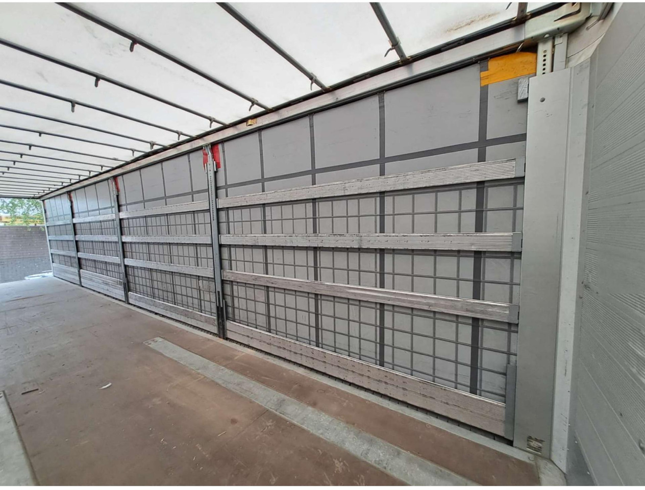 2019 Schmitz Cargobull SCS24/L Lifting Axle - Semirremolque lona: foto 5 2019 Schmitz Cargobull SCS24/L Lifting Axle - Semirremolque lona: foto 5