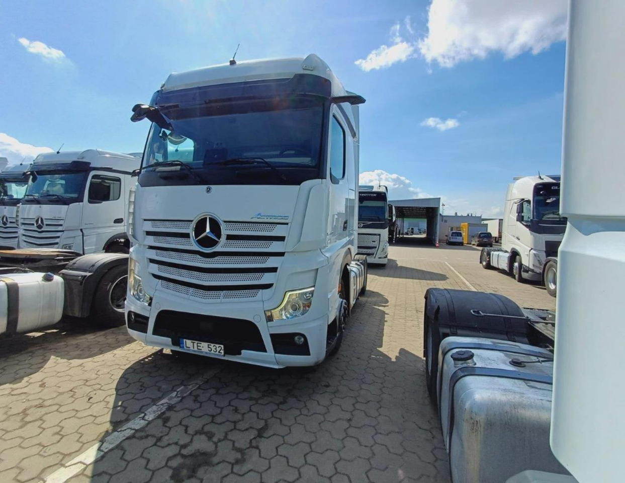 2021 Mercedes-Benz Actros 5 1845 BigSpace - Cabeza tractora: foto 1 2021 Mercedes-Benz Actros 5 1845 BigSpace - Cabeza tractora: foto 1