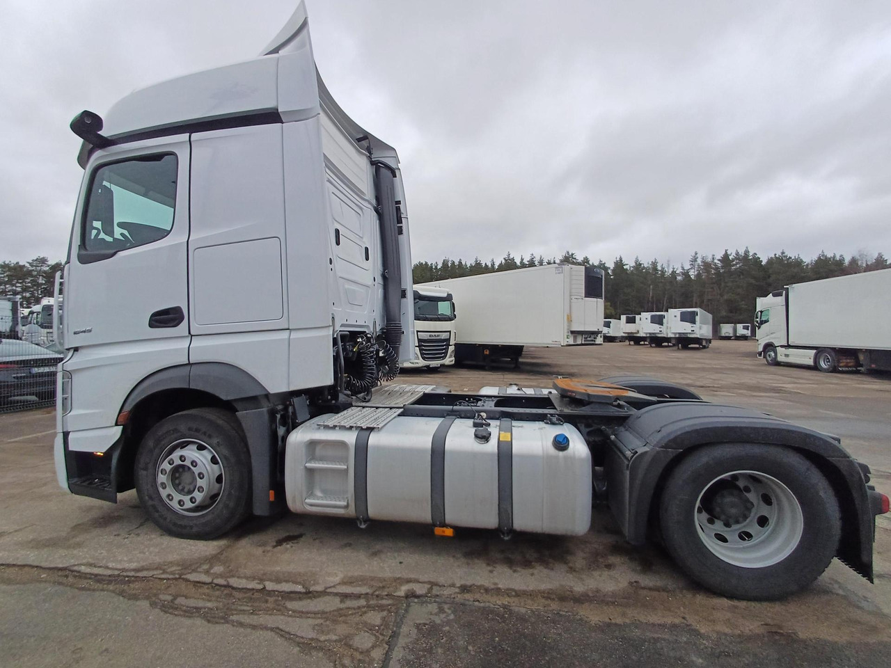 2021 Mercedes-Benz Actros 5 1845 BigSpace - Cabeza tractora: foto 4 2021 Mercedes-Benz Actros 5 1845 BigSpace - Cabeza tractora: foto 4