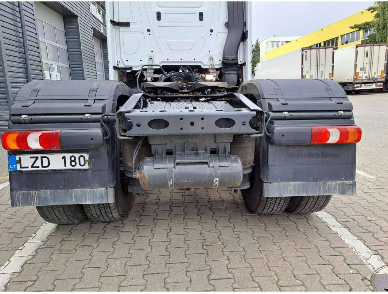 2021 Mercedes-Benz Actros 5 1845 BigSpace Max tanks - Cabeza tractora: foto 3 2021 Mercedes-Benz Actros 5 1845 BigSpace Max tanks - Cabeza tractora: foto 3