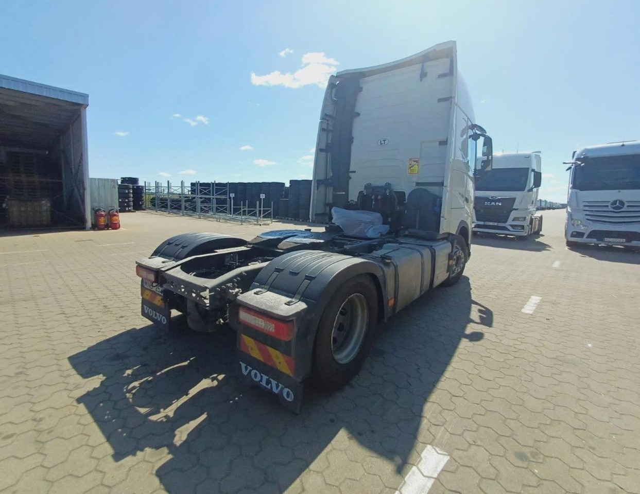 2023 Volvo FH 460 Globetrotter XL i-Save - Cabeza tractora: foto 4 2023 Volvo FH 460 Globetrotter XL i-Save - Cabeza tractora: foto 4