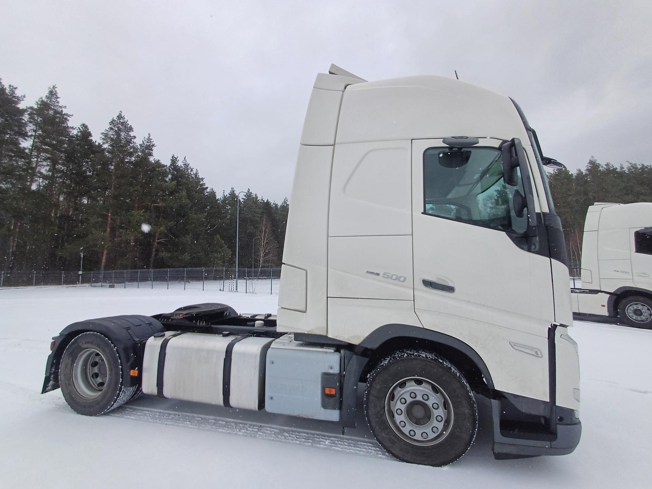 2023 Volvo FH 500 Globetrotter XL - Cabeza tractora: foto 3 2023 Volvo FH 500 Globetrotter XL - Cabeza tractora: foto 3