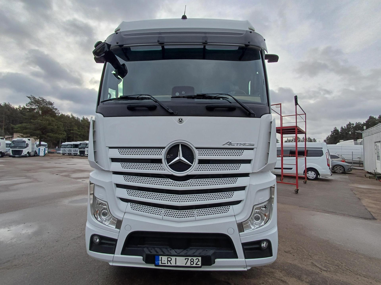 2021 Mercedes-Benz Actros 5 1845 BigSpace - Otros maquinaria: foto 1 2021 Mercedes-Benz Actros 5 1845 BigSpace - Otros maquinaria: foto 1