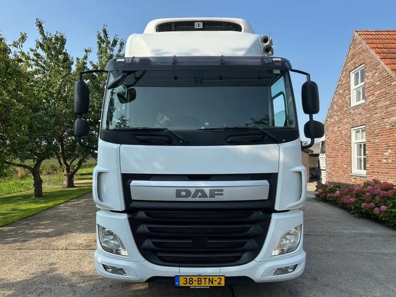 DAF CF 330 / NL TRUCK / EURO 6 / THERMOKING T-1200R / TAIL LIFT + DOORS - Camión frigorífico: foto 2 DAF CF 330 / NL TRUCK / EURO 6 / THERMOKING T-1200R / TAIL LIFT + DOORS - Camión frigorífico: foto 2