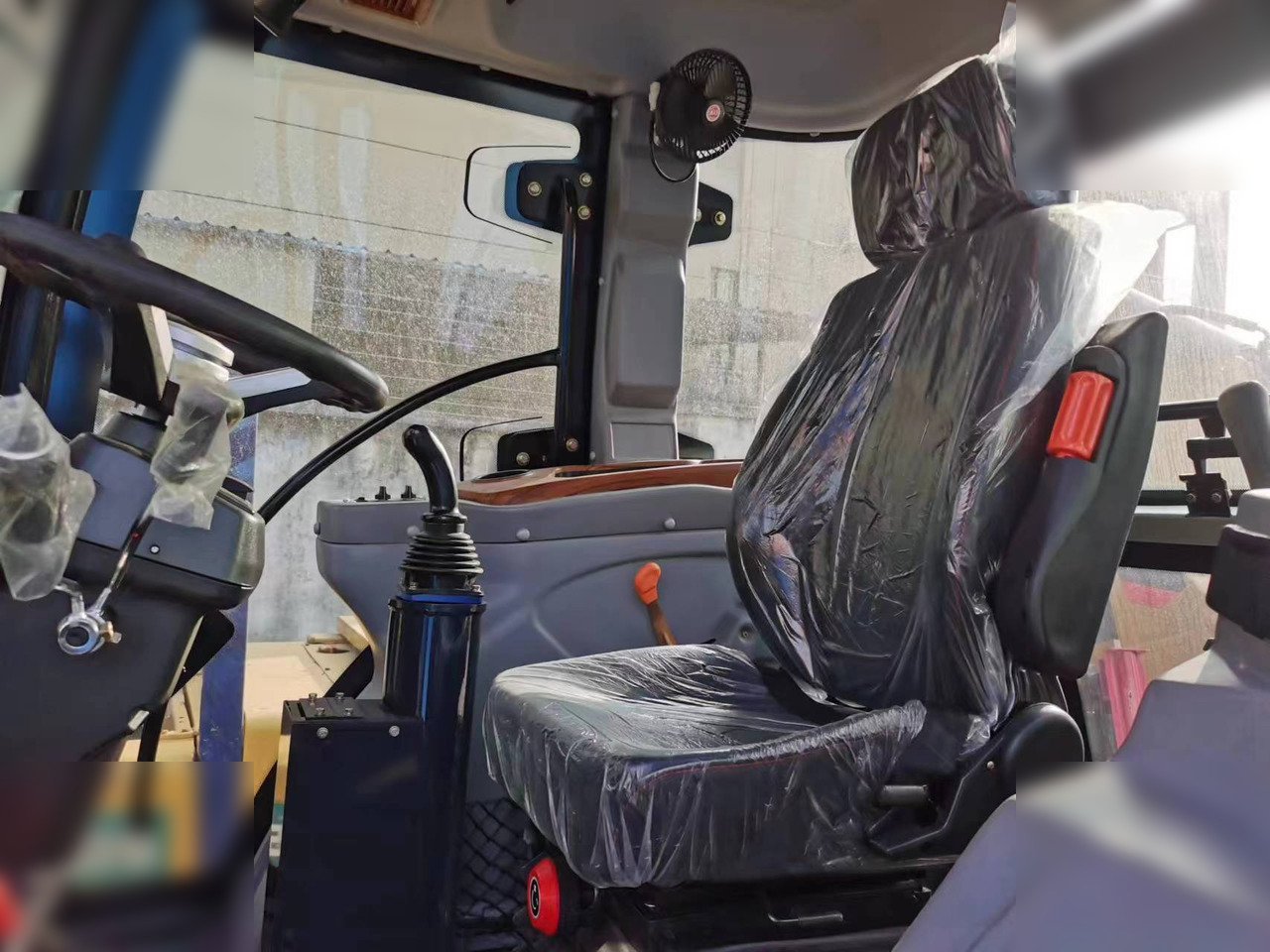 CATERPILLAR 420F - Retroexcavadora: foto 4 CATERPILLAR 420F - Retroexcavadora: foto 4