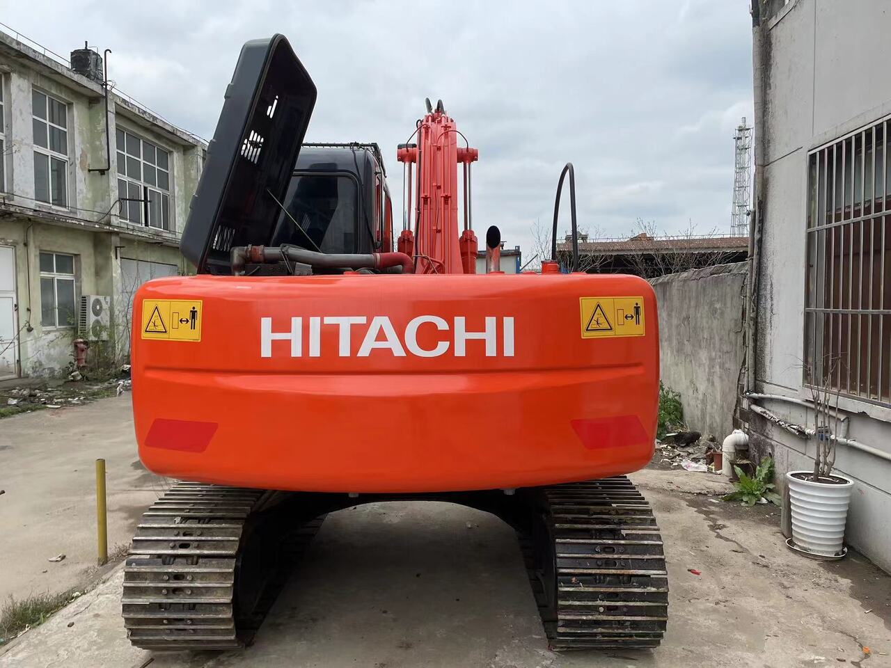 HITACHI zaxis120 - Excavadora de cadenas: foto 2 HITACHI zaxis120 - Excavadora de cadenas: foto 2