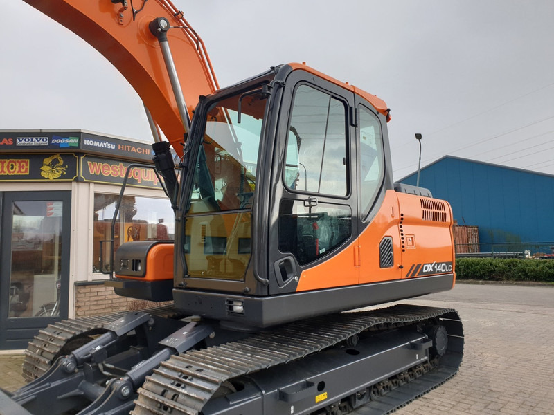 Excavadora de cadenas nuevo Develon DX140LC: foto 12
