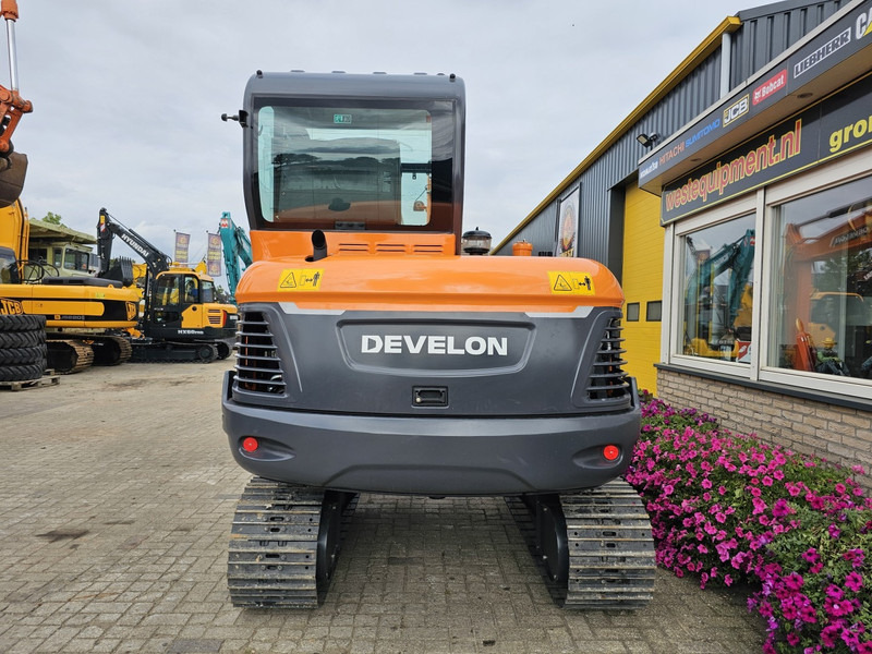 Develon DX60E-10N - Miniexcavadora: foto 4 Develon DX60E-10N - Miniexcavadora: foto 4