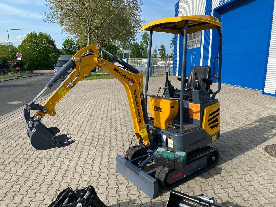 Minibagger BK1250JS + Zubehör *INKL.19% MWST*KUBOTA*BERGER KRAUS*JOYSTICK*SOFORT!* - Miniexcavadora: foto 4 Minibagger BK1250JS + Zubehör *INKL.19% MWST*KUBOTA*BERGER KRAUS*JOYSTICK*SOFORT!* - Miniexcavadora: foto 4