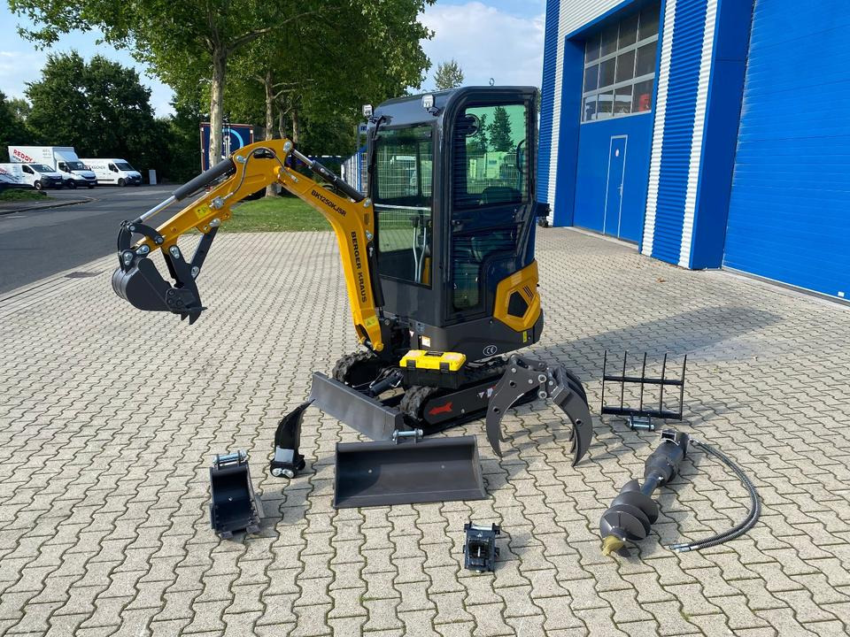Minibagger BK1250KJSR inkl. kleinem Zubehörpaket *INKL.19% MWST*BERGER KRAUS*KUBOTA* VERSTELLFAHRWERK*SOFORT!* - Miniexcavadora: foto 1 Minibagger BK1250KJSR inkl. kleinem Zubehörpaket *INKL.19% MWST*BERGER KRAUS*KUBOTA* VERSTELLFAHRWERK*SOFORT!* - Miniexcavadora: foto 1