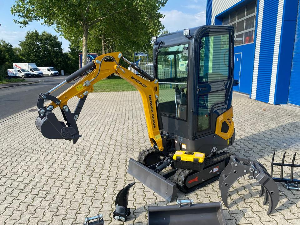 Minibagger BK1250KJSR inkl. kleinem Zubehörpaket *INKL.19% MWST*BERGER KRAUS*KUBOTA* VERSTELLFAHRWERK*SOFORT!* - Miniexcavadora: foto 4 Minibagger BK1250KJSR inkl. kleinem Zubehörpaket *INKL.19% MWST*BERGER KRAUS*KUBOTA* VERSTELLFAHRWERK*SOFORT!* - Miniexcavadora: foto 4