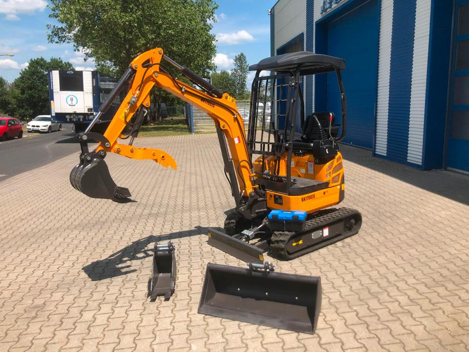 Minibagger BK1700JS + Schaufelpaket *INKL.19% MWST*BERGER KRAUS*KUBOTA*JOYST*SOFORT! - Miniexcavadora: foto 2 Minibagger BK1700JS + Schaufelpaket *INKL.19% MWST*BERGER KRAUS*KUBOTA*JOYST*SOFORT! - Miniexcavadora: foto 2