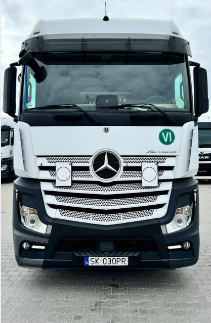 MERCEDES-BENZ Actros 1845 with retarder - Cabeza tractora: foto 2 MERCEDES-BENZ Actros 1845 with retarder - Cabeza tractora: foto 2