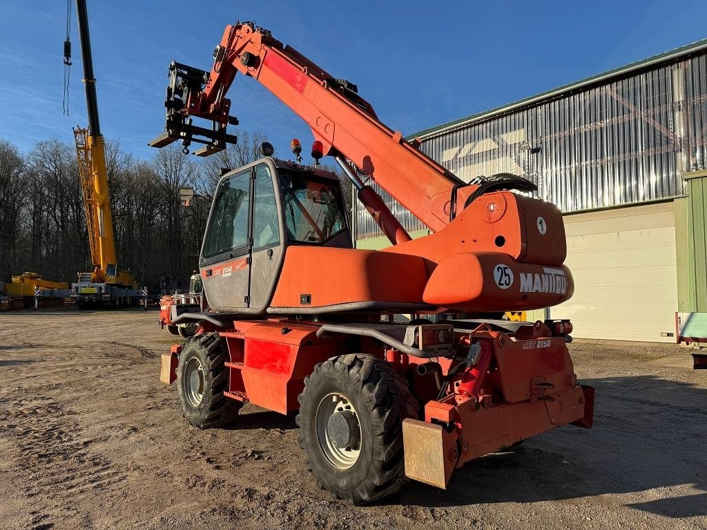 Manitou MRT 2150 M - Manipulador telescópico: foto 4 Manitou MRT 2150 M - Manipulador telescópico: foto 4