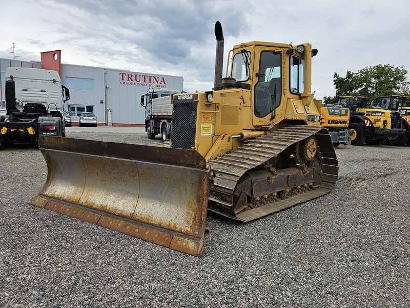 CATERPILLAR D4H - Bulldozer: foto 1 CATERPILLAR D4H - Bulldozer: foto 1
