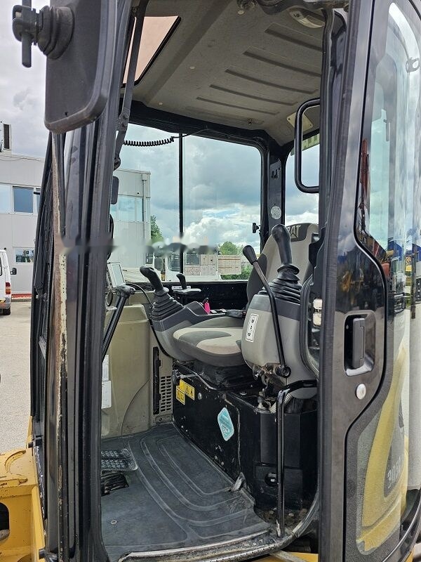 Miniexcavadora Caterpillar 305C: foto 7