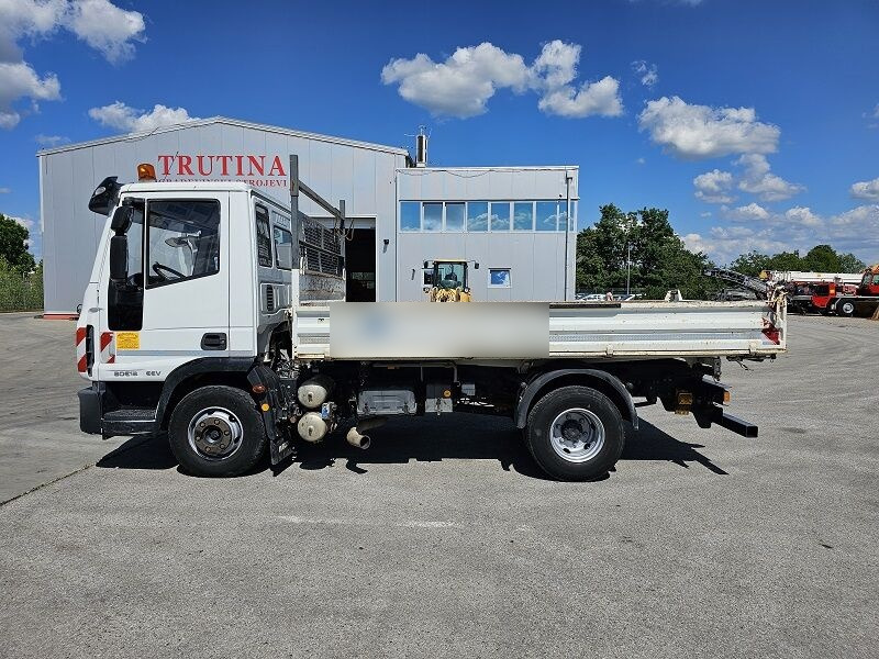 IVECO 80E18 - Camión volquete: foto 2 IVECO 80E18 - Camión volquete: foto 2