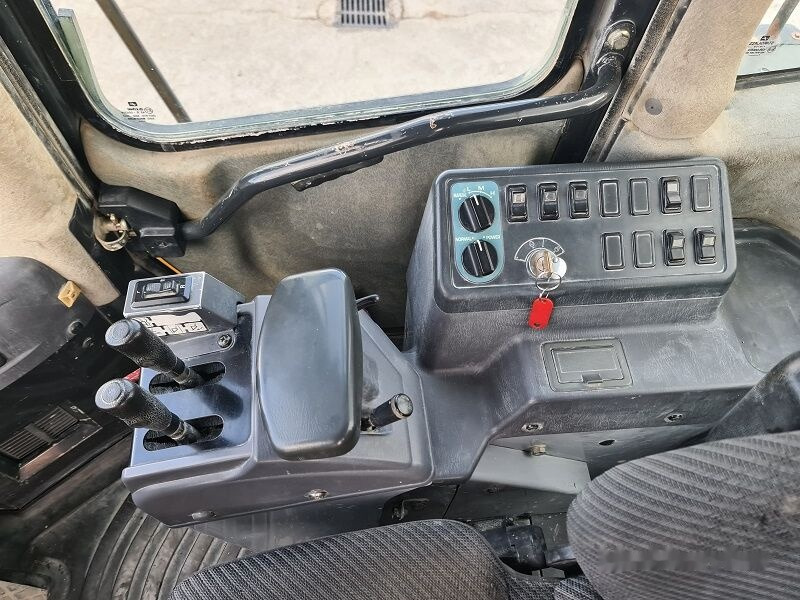 Cargadora de ruedas Komatsu WA480-5: foto 10