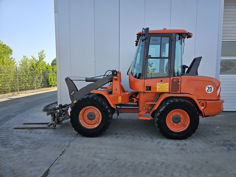 VOLVO L30G - Cargadora de ruedas: foto 2 VOLVO L30G - Cargadora de ruedas: foto 2