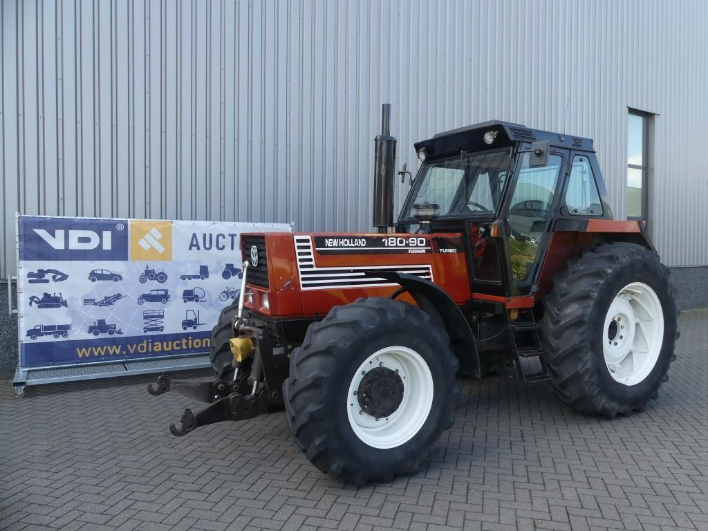 Fiat New Holland 180-90 4WD - Tractor: foto 1 Fiat New Holland 180-90 4WD - Tractor: foto 1