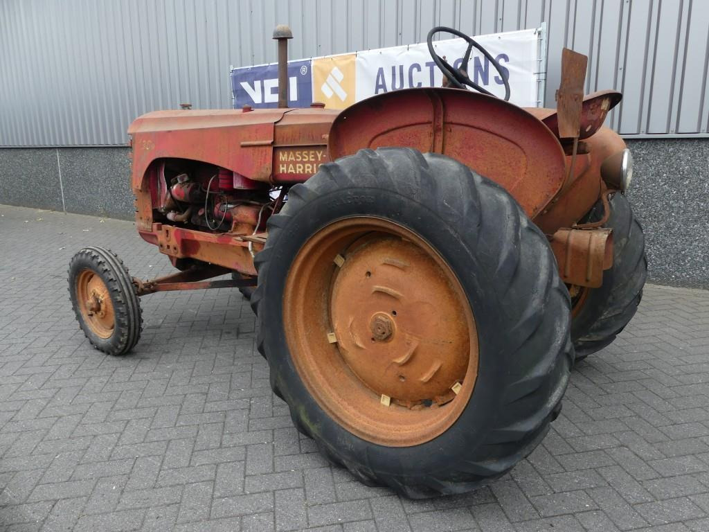 Massey Harris 30K - Tractor: foto 5 Massey Harris 30K - Tractor: foto 5