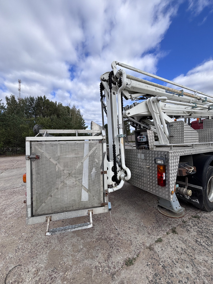 SCANIA - Camión de bomberos: foto 5 SCANIA - Camión de bomberos: foto 5