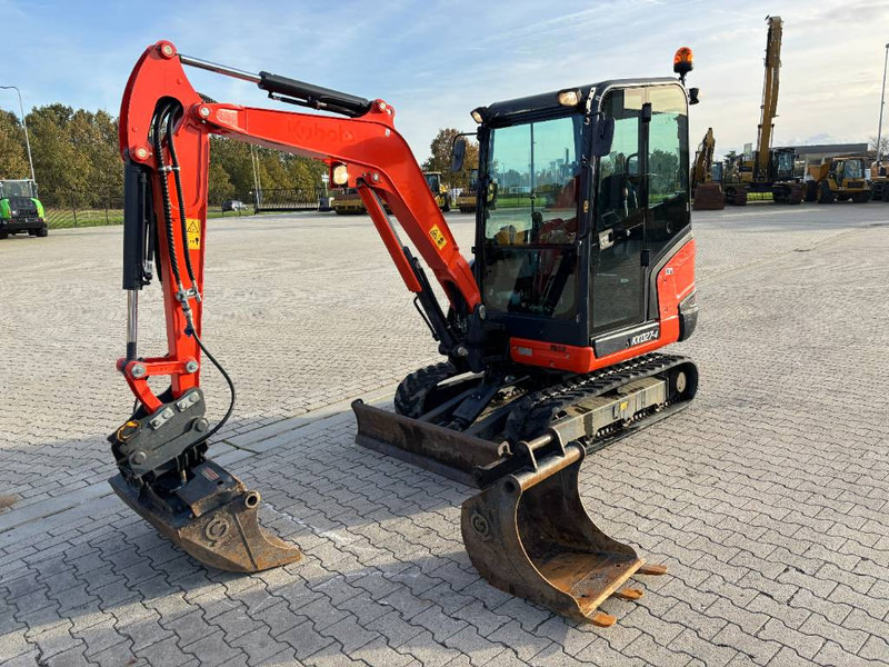 Kubota KX 027-4 - Miniexcavadora: foto 1 Kubota KX 027-4 - Miniexcavadora: foto 1