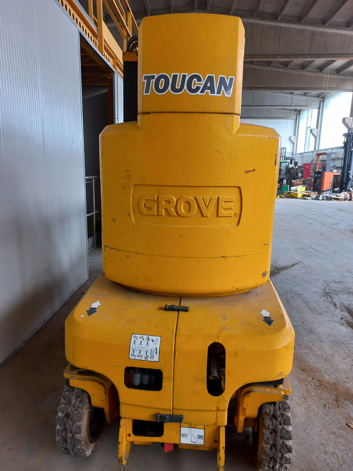 GROVE TOUCAN 1010 - Plataforma de mástil vertical: foto 2 GROVE TOUCAN 1010 - Plataforma de mástil vertical: foto 2