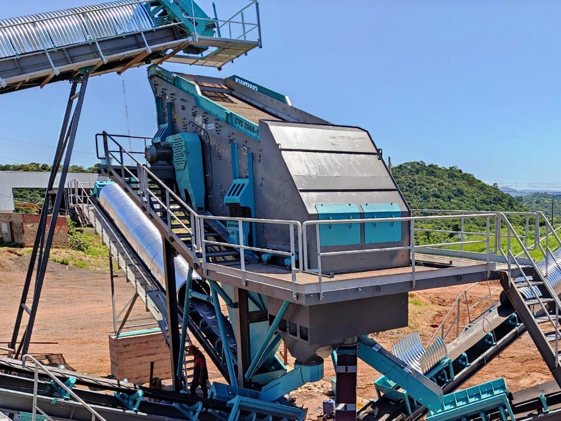 Constmach 2-3-4 Deck Vibrating Screen Systems 2 Years Warranty - Cribadora: foto 1 Constmach 2-3-4 Deck Vibrating Screen Systems 2 Years Warranty - Cribadora: foto 1