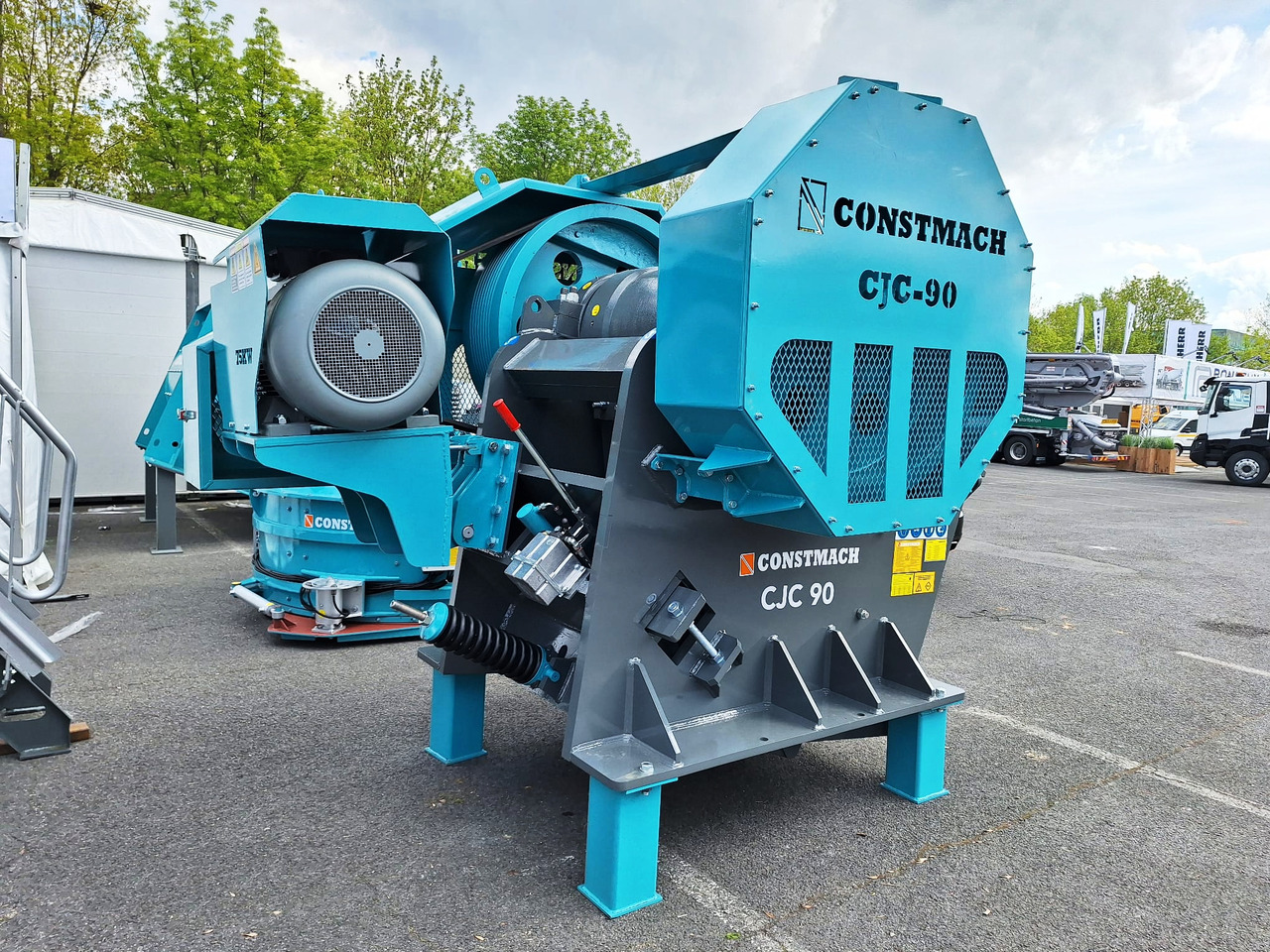 Constmach 420-850 Tph Backenbrecher Bester Preis - Trituradora de mandíbula: foto 1 Constmach 420-850 Tph Backenbrecher Bester Preis - Trituradora de mandíbula: foto 1